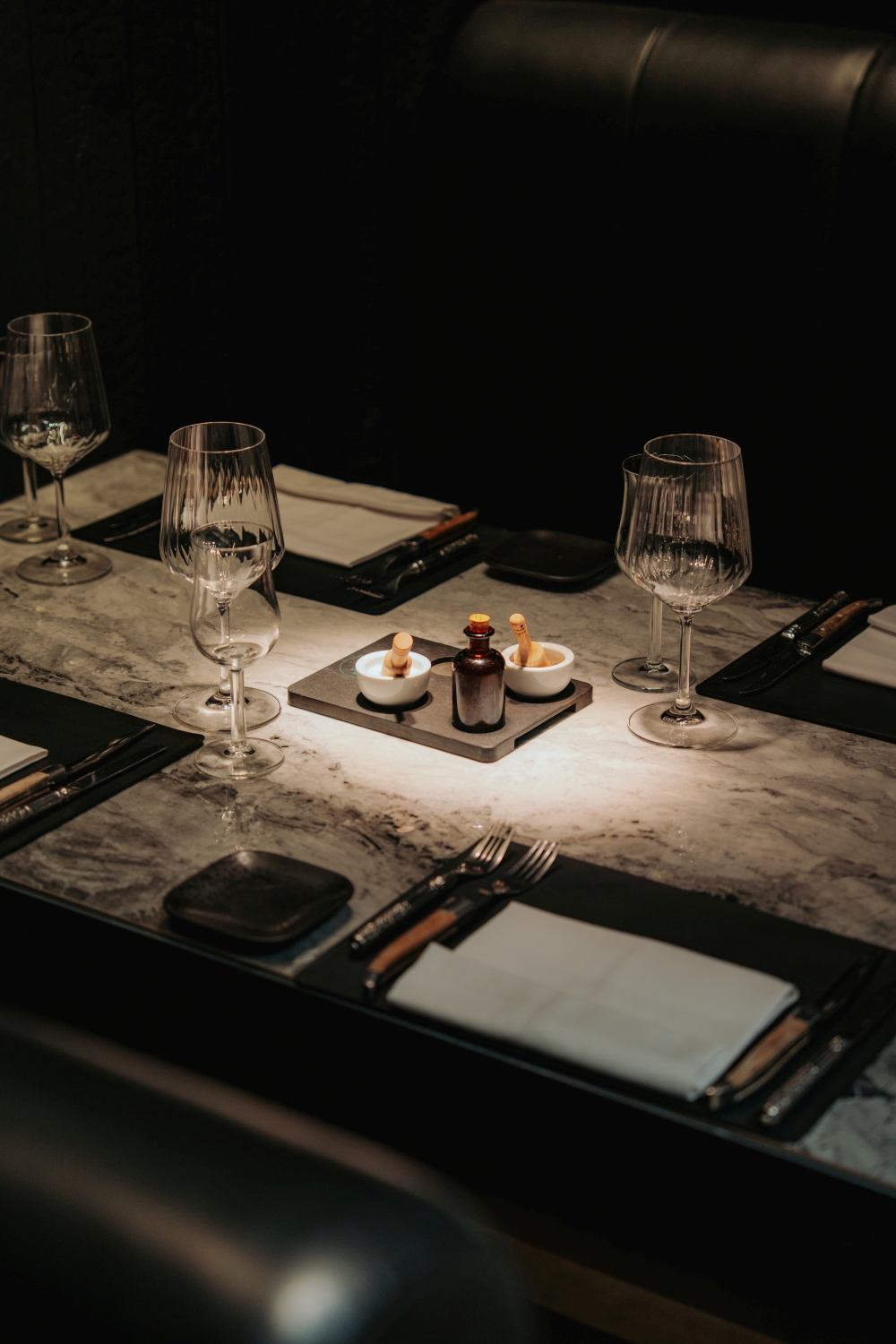 Restaurant vertical image 6