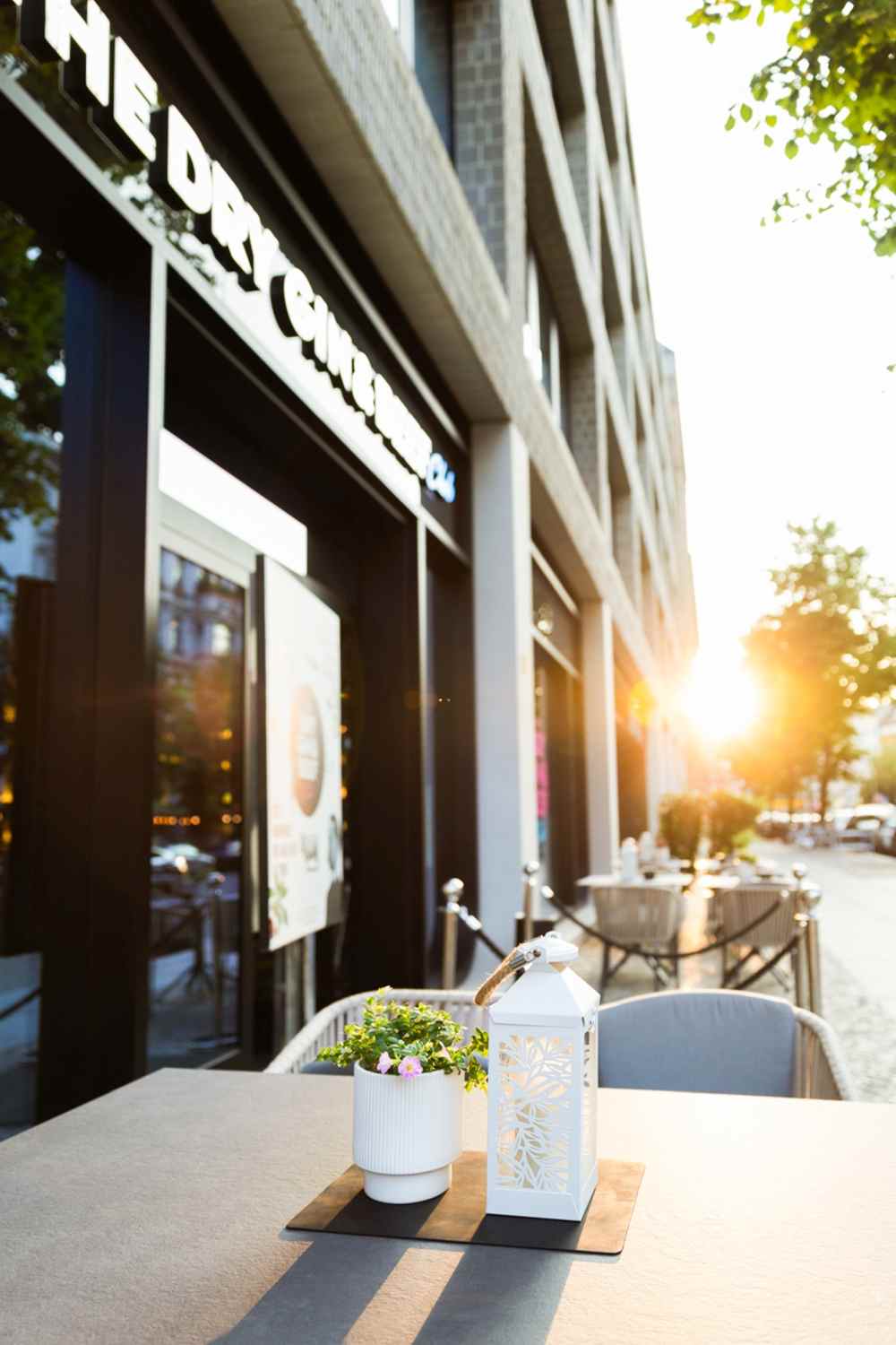 Restaurant vertical image 12